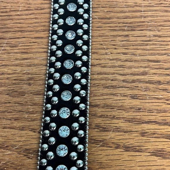 Guess western black Rhinestone belt size not marked medium likely - Picture 4 of 5